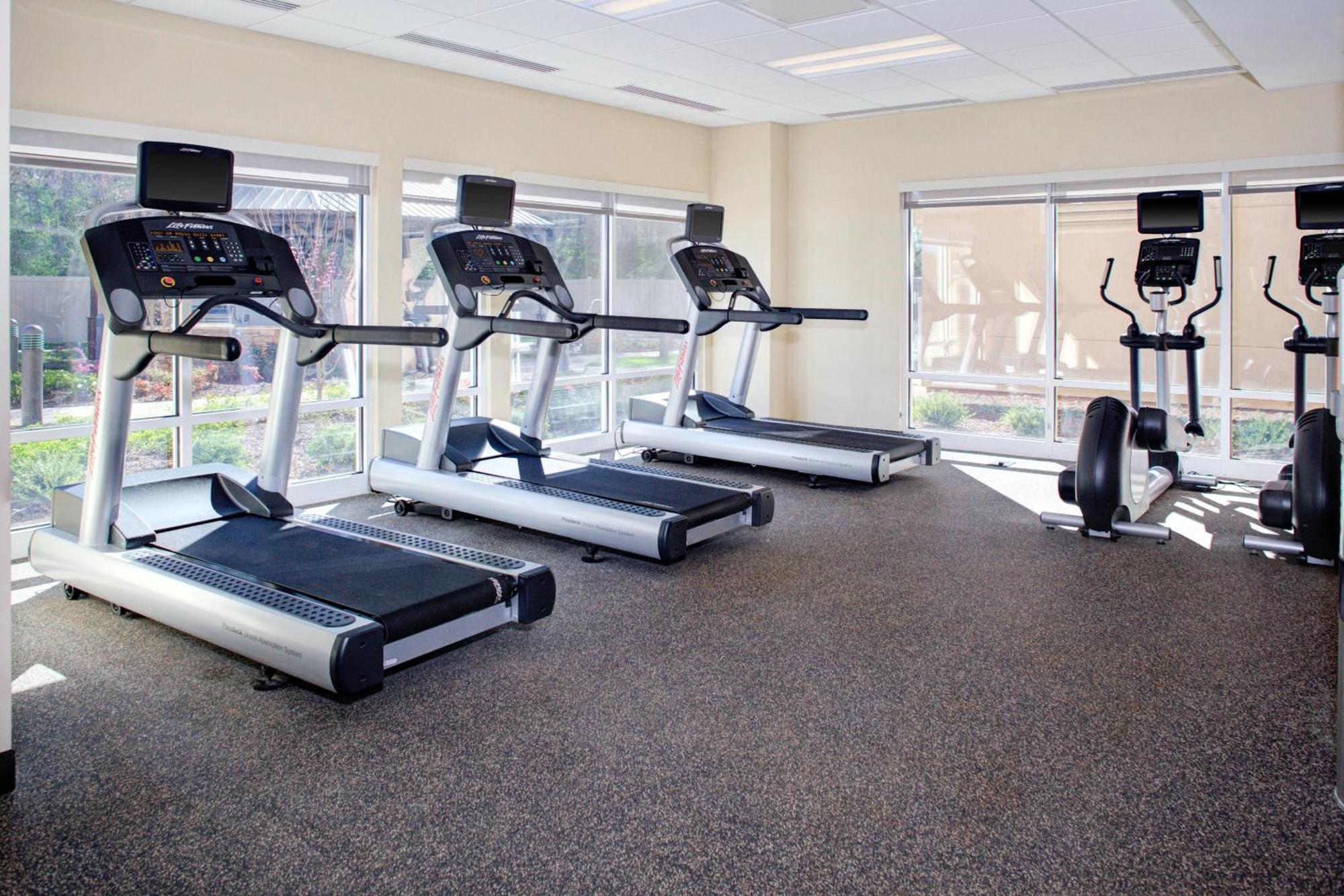 Towneplace Suites By Marriott אלבני מראה חיצוני תמונה